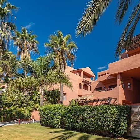 Апартаменты Penthouse Majestic Costa Golf Касарес Экстерьер фото